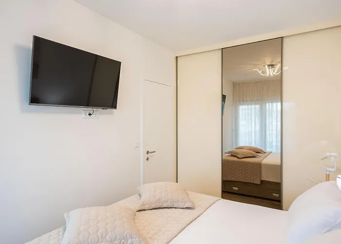 Suzana Apartman *